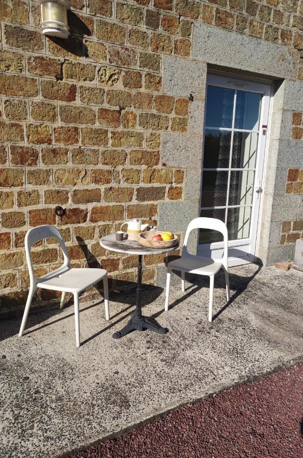 La Minoterie Bed & Breakfast Tessy-sur-Vire Exterior photo