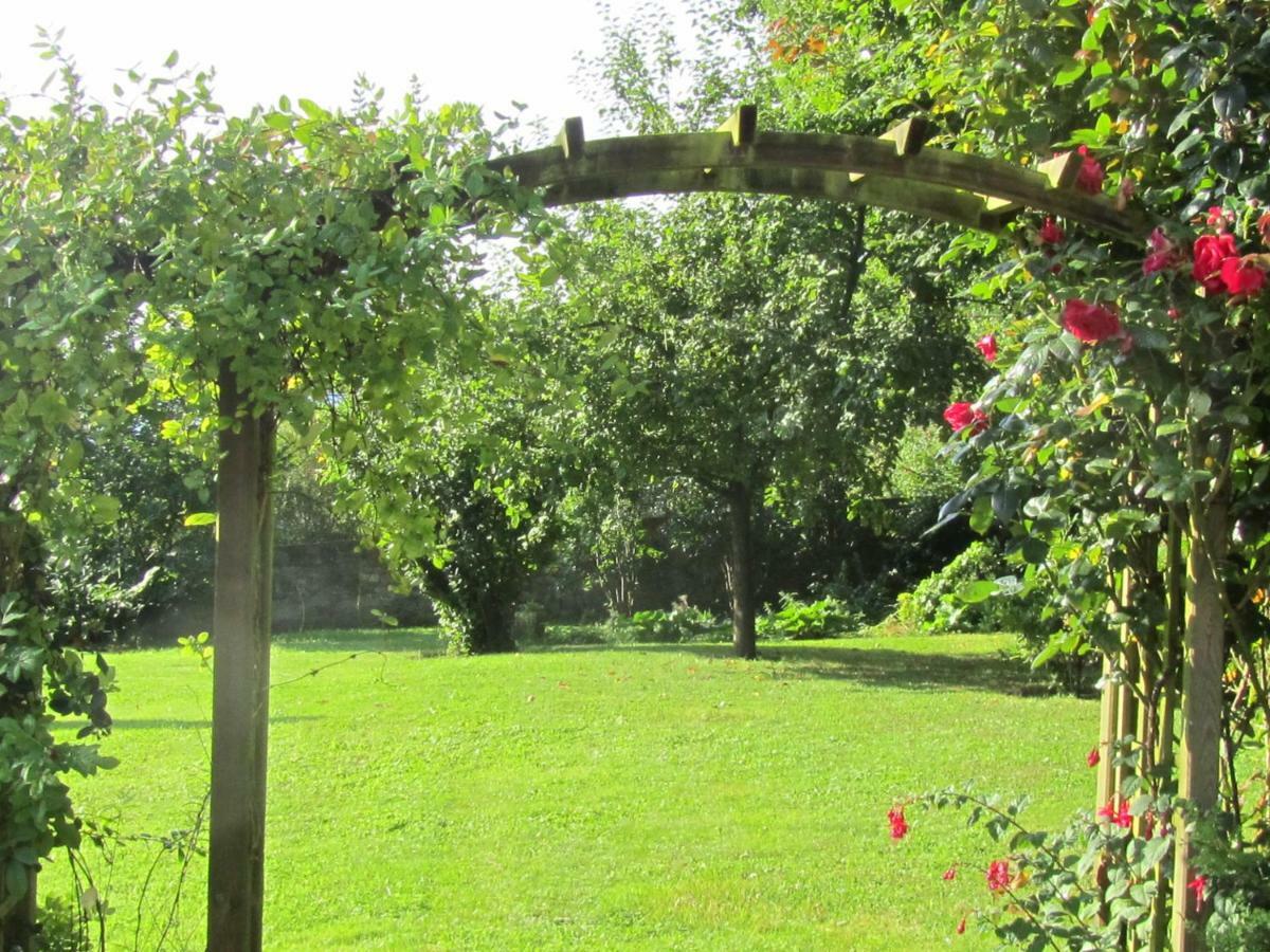 La Minoterie Bed & Breakfast Tessy-sur-Vire Exterior photo